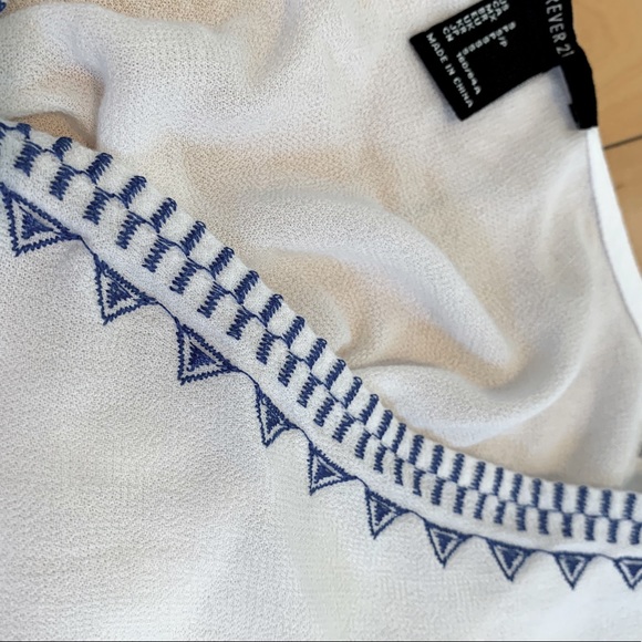 White Sheer Crop Top Aztec Print - Picture 3 of 7